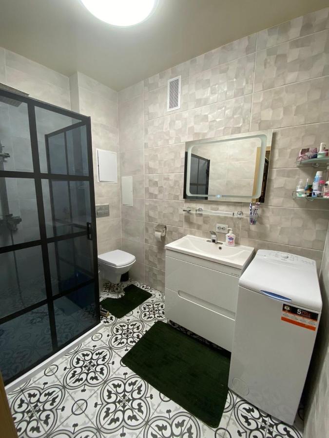 Apartment Premium Vip Berdychiv Esterno foto