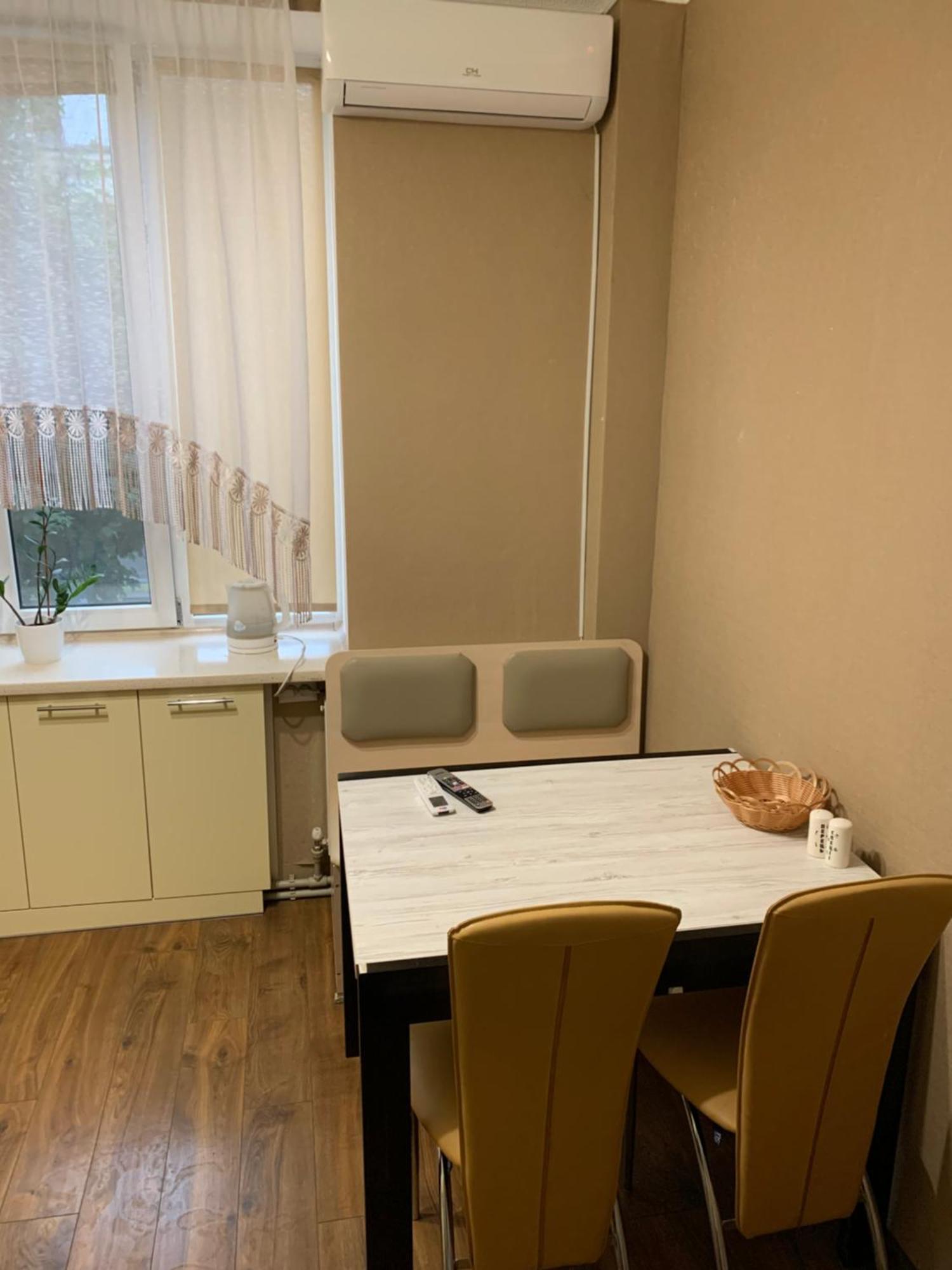 Apartment Premium Vip Berdychiv Esterno foto